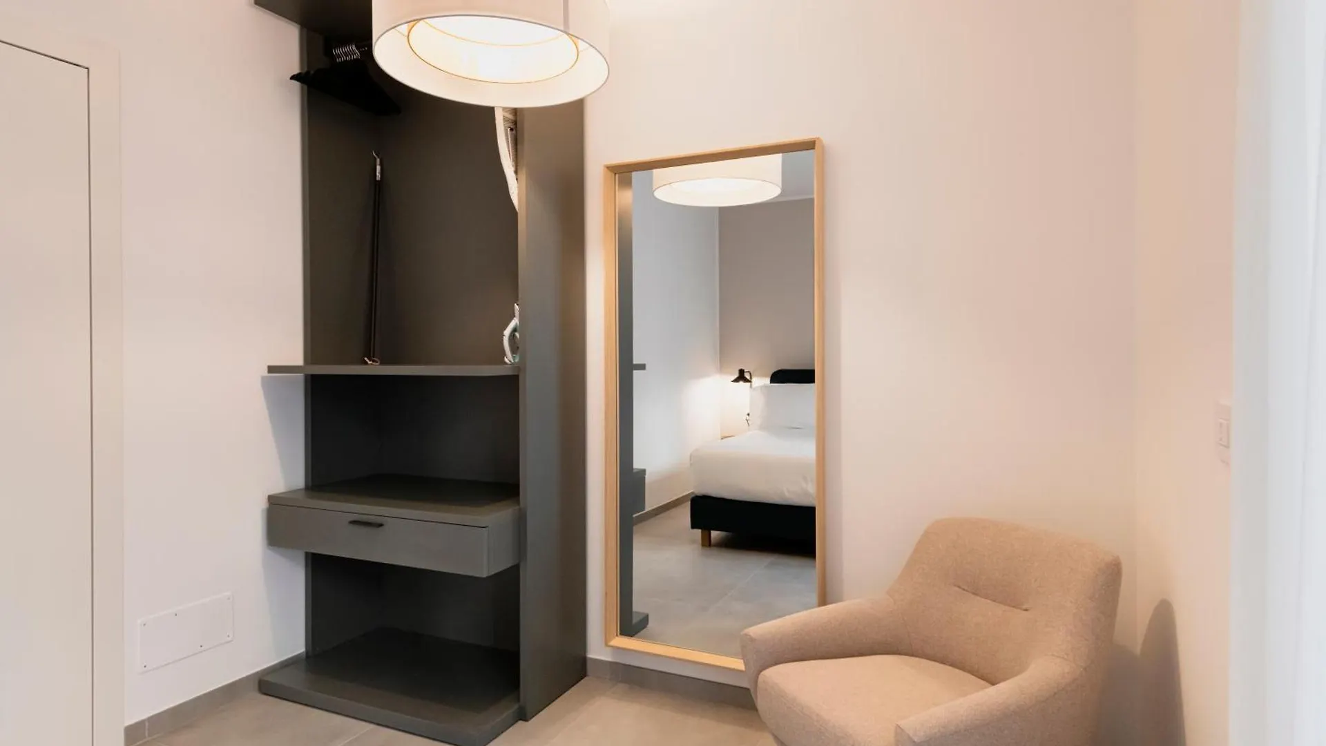 Relstay - De Angeli Milan