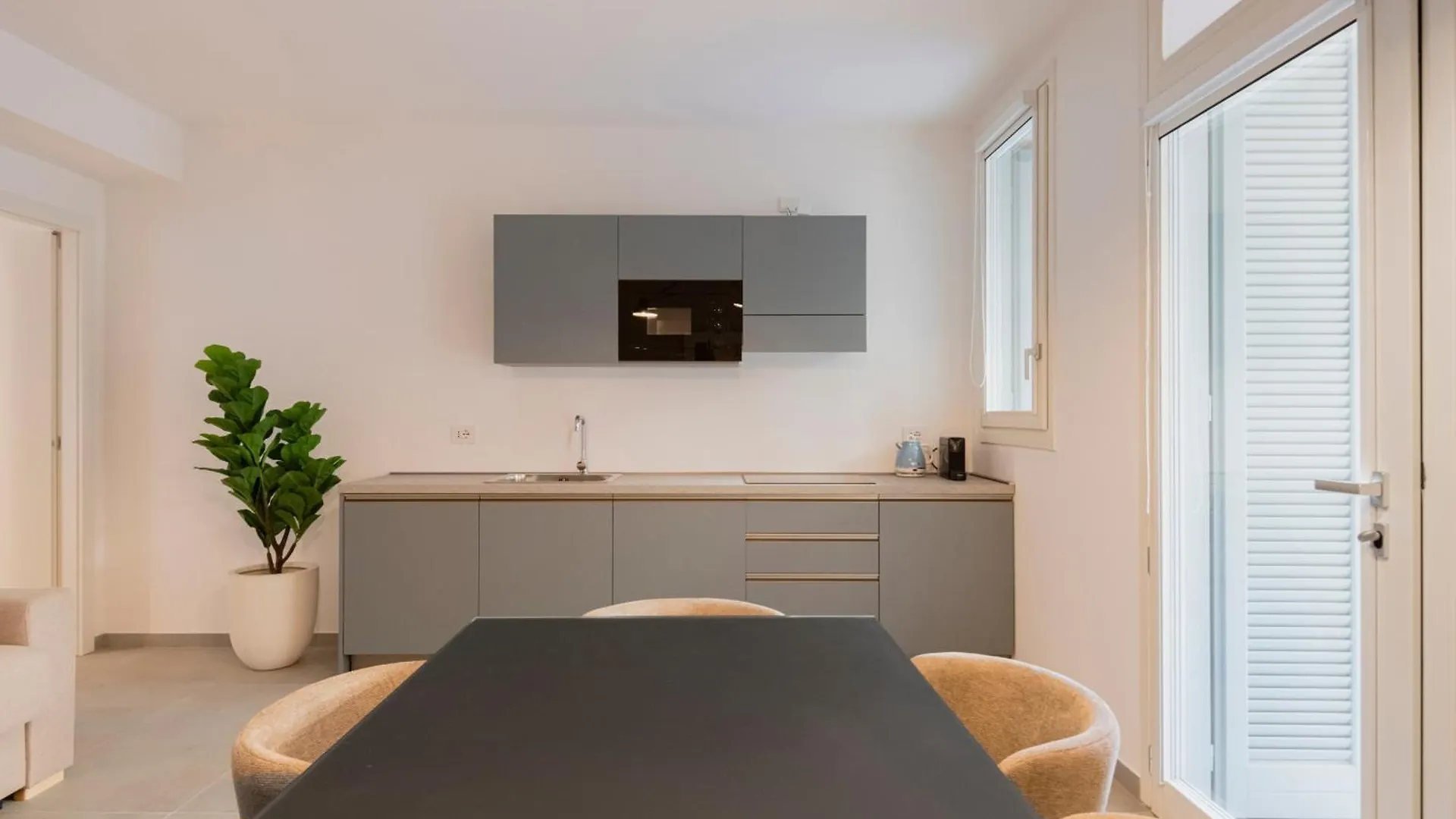 Aparthotel Relstay - De Angeli Milan