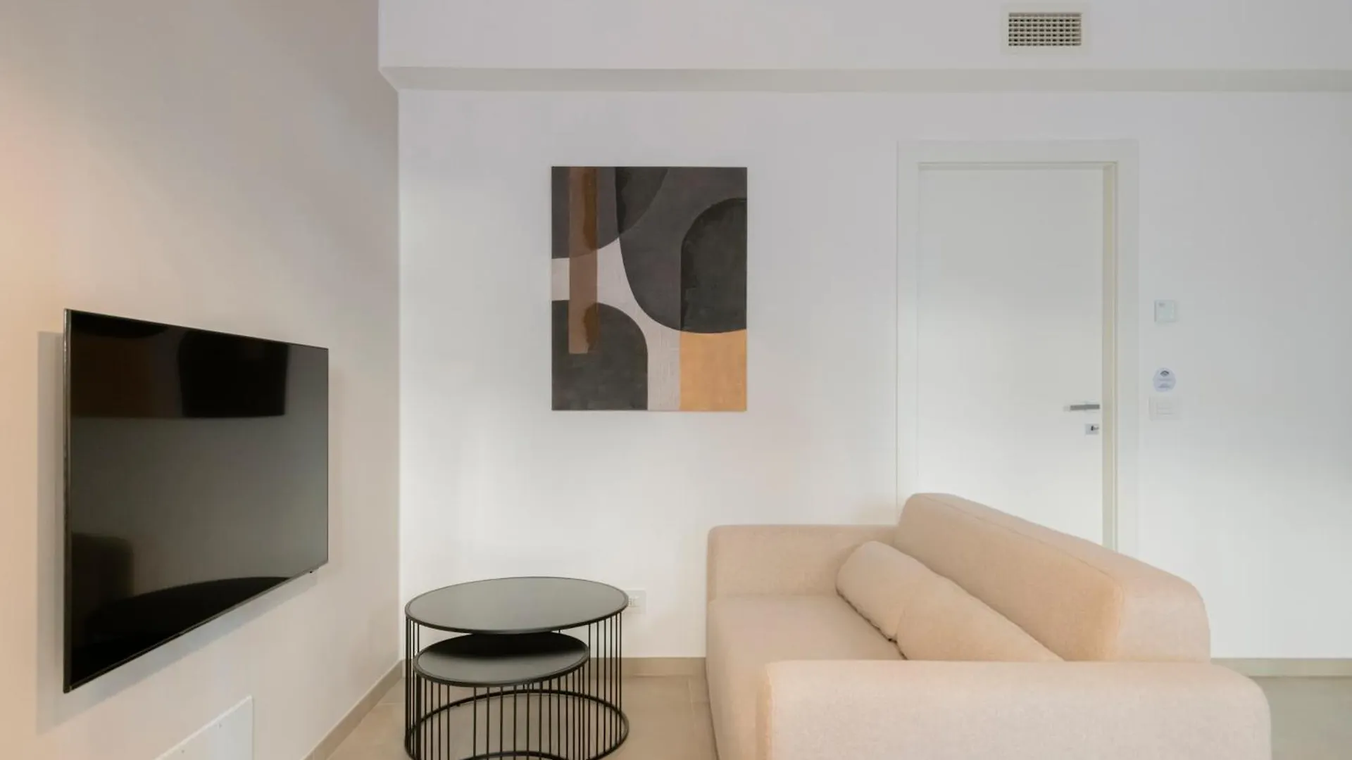 Relstay - De Angeli Milano 0*,  Italia