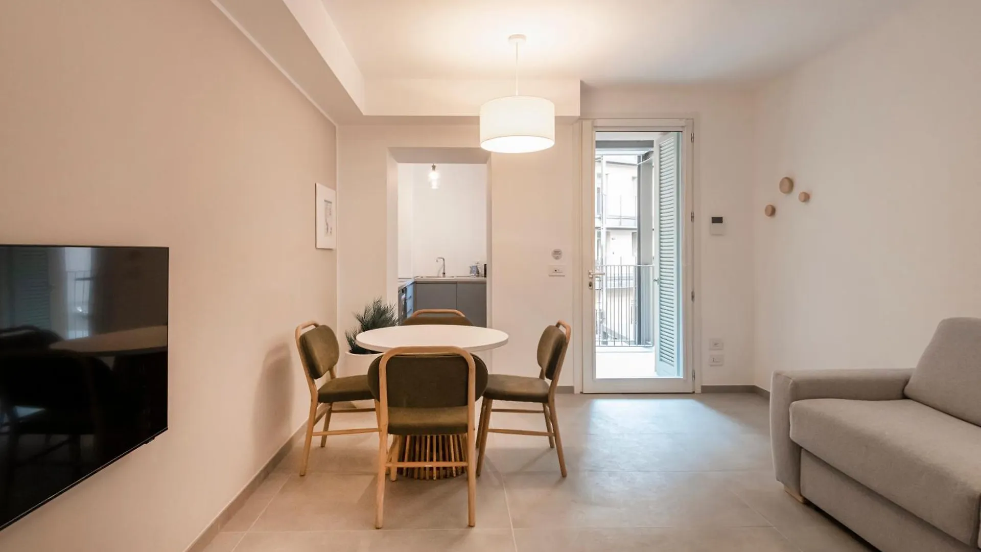 Aparthotel Relstay - De Angeli Milano Italia