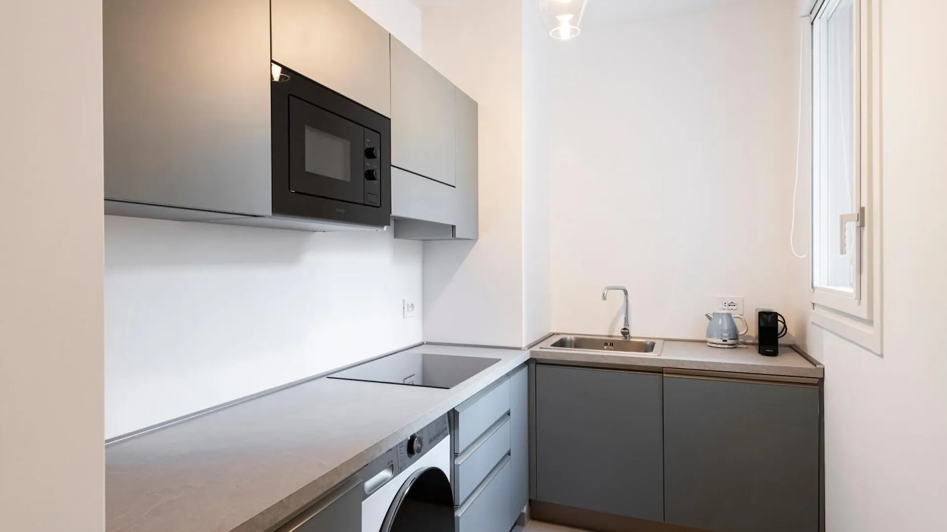Relstay - De Angeli Milano Italia