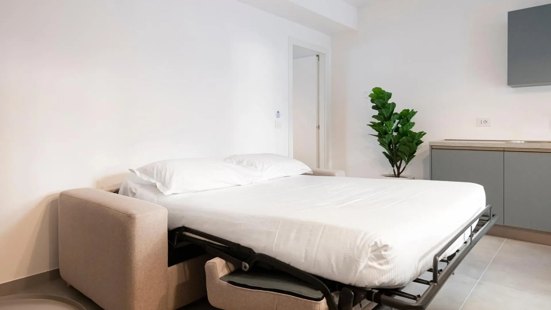 Aparthotel Relstay - De Angeli Milano Italia