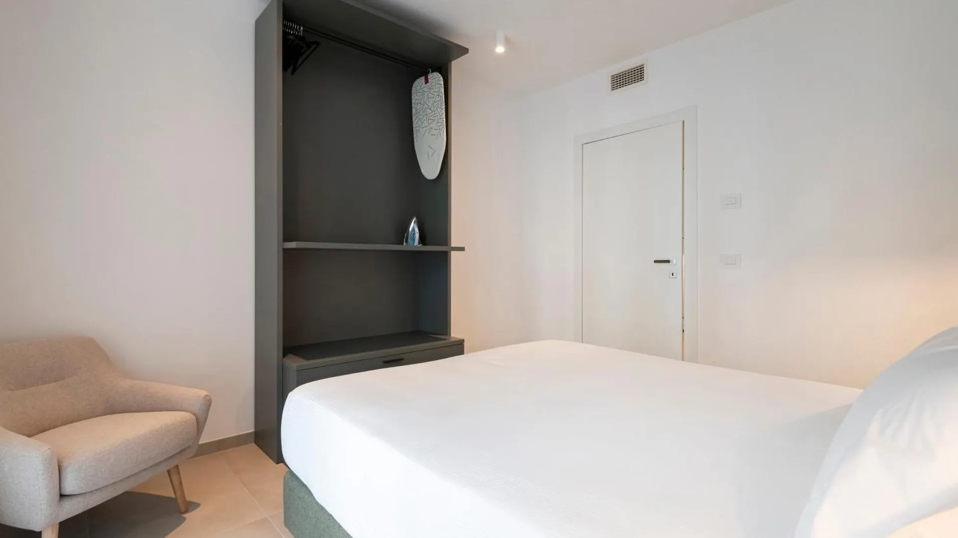 Relstay - De Angeli Milano Aparthotel