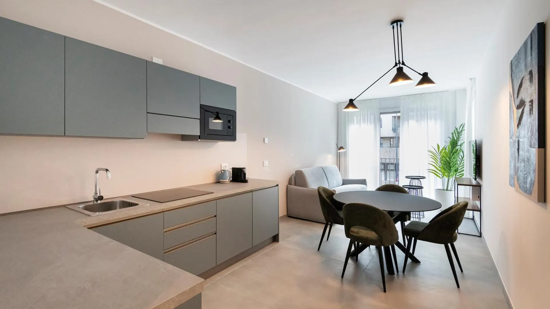 Relstay - De Angeli Milan Italy